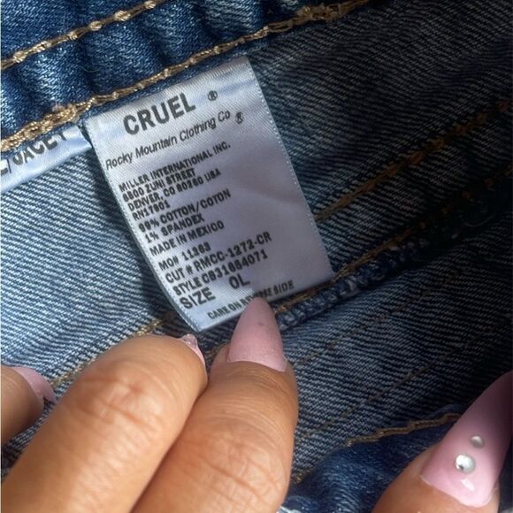 CRUEL JEAN  - Picture 5 of 5